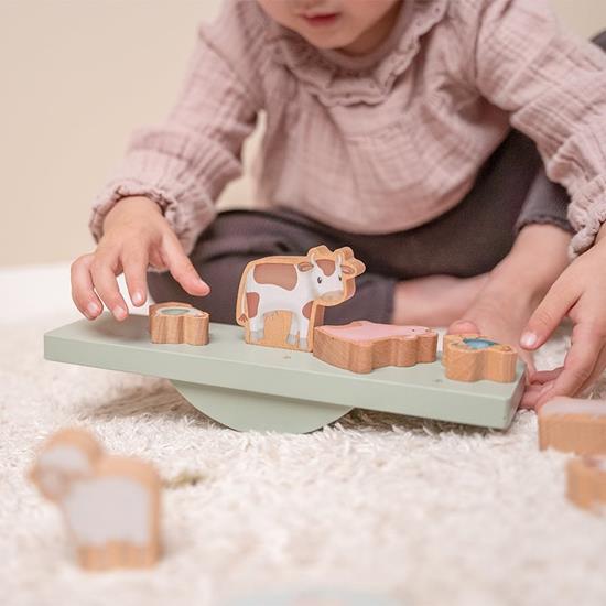 Little Dutch Balance Game – Little Farm