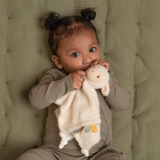Little Dutch Cuddle Cloth – Little Farm