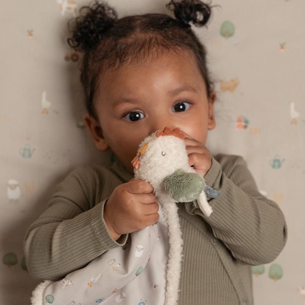 Little Dutch Cuddle Cloth Chicken – Little Farm