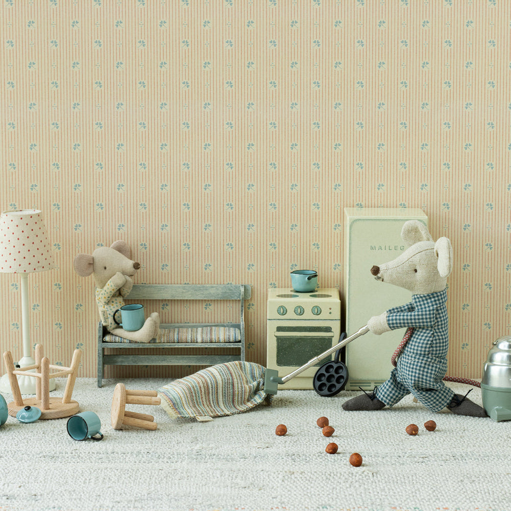 Maileg Miniature Mouse Striped Rug – Medium