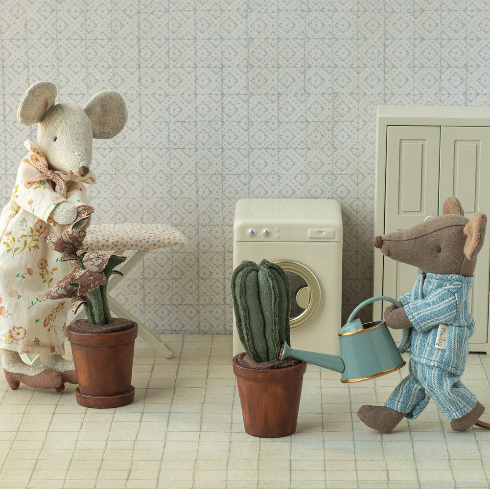 Maileg Miniature Mouse Watering Can – Light Blue