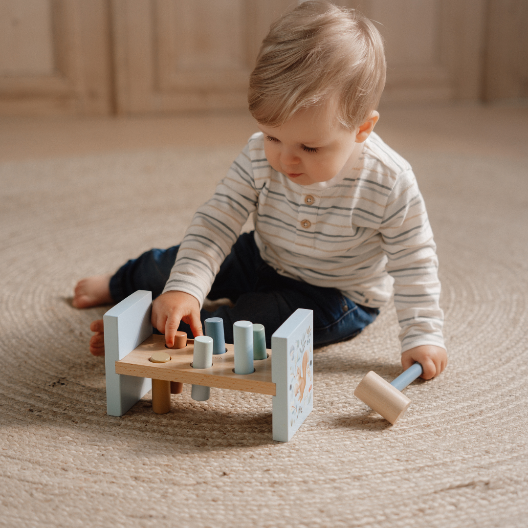 Little Dutch Pounding Hammer Bench – Forest Friends