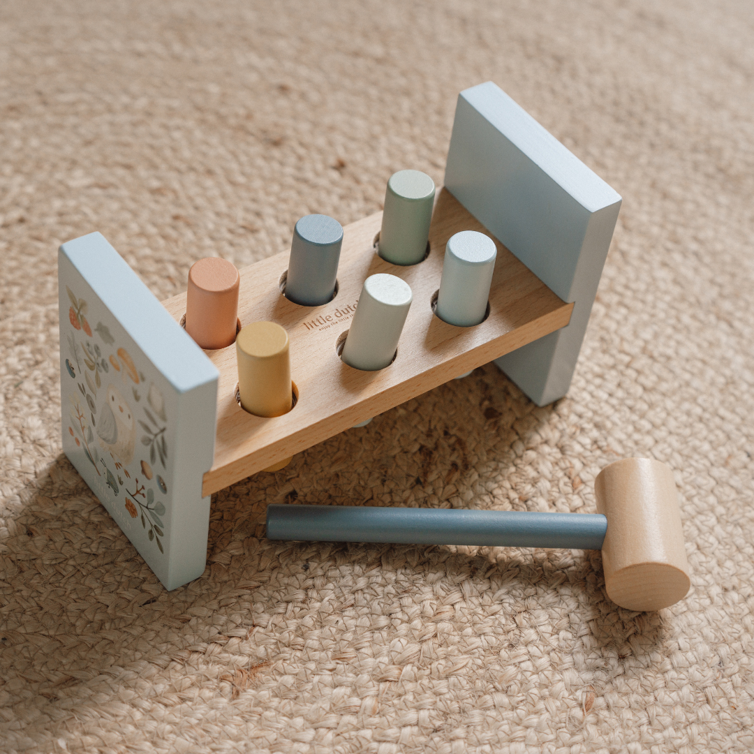 Little Dutch Pounding Hammer Bench – Forest Friends