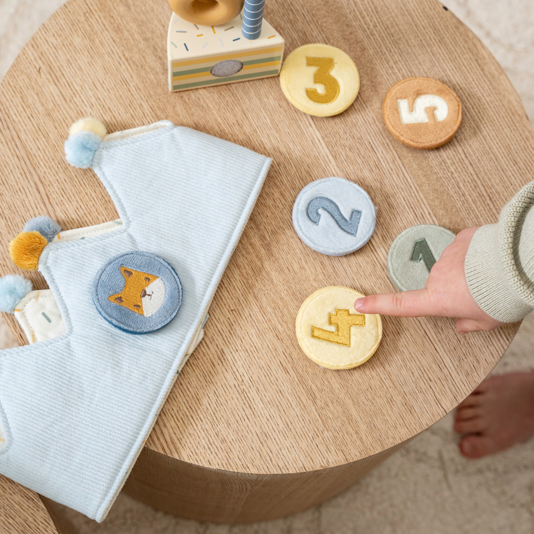 Little Dutch Birthday Crown – Blue