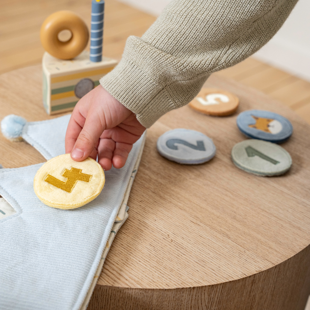 Little Dutch Birthday Crown – Blue