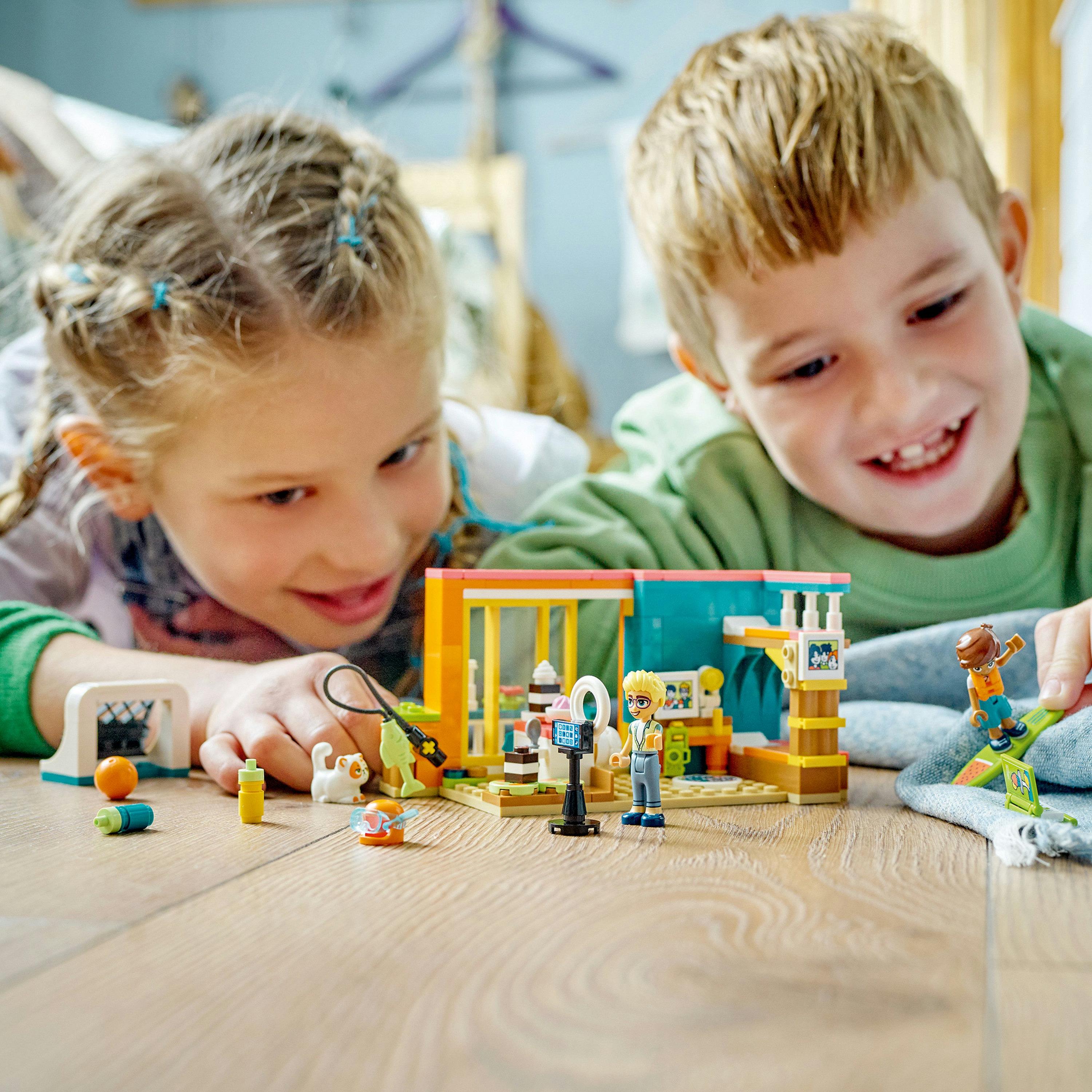 LEGO® Friends Heartlake City Leo’s Room | 41754
