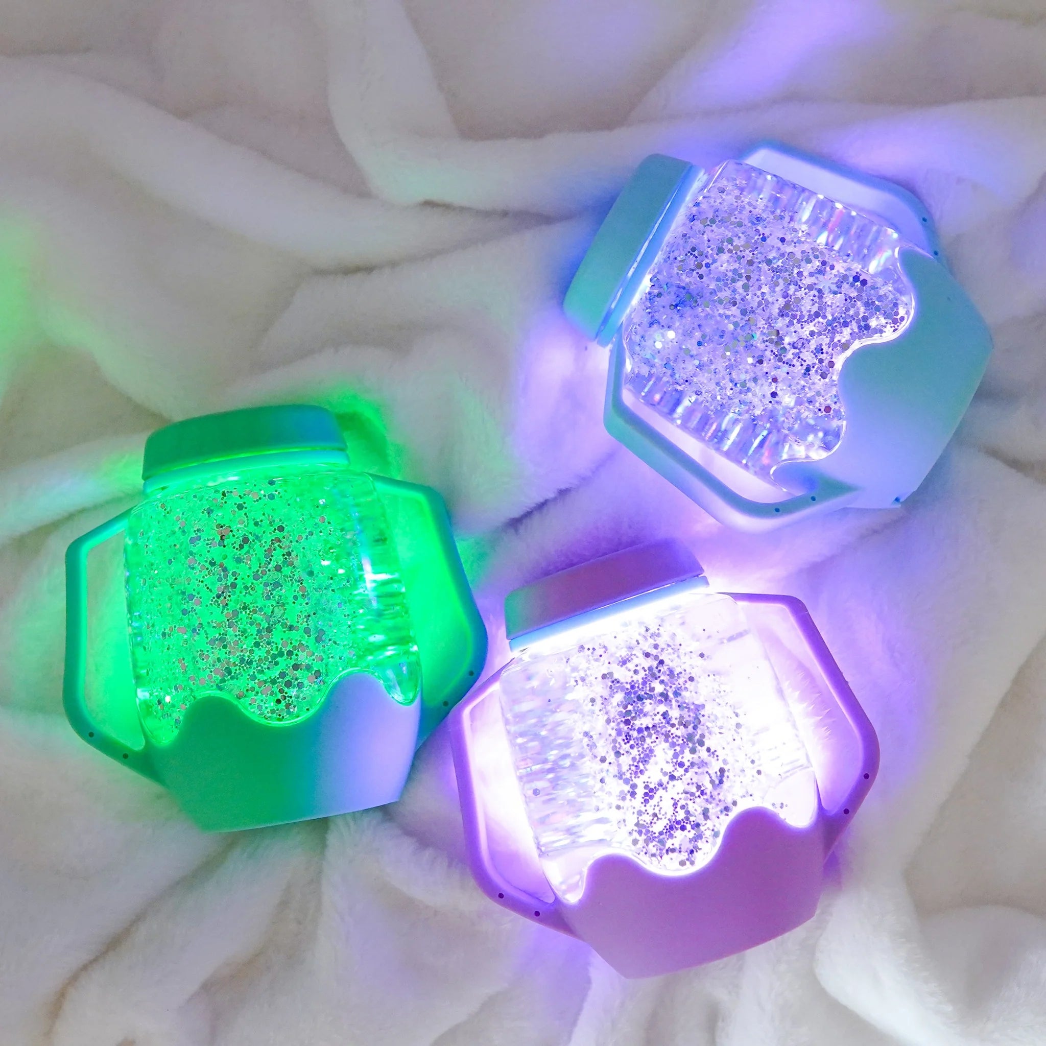 Glo Pals® Water Activated Sensory Play Jar – Surfs Up