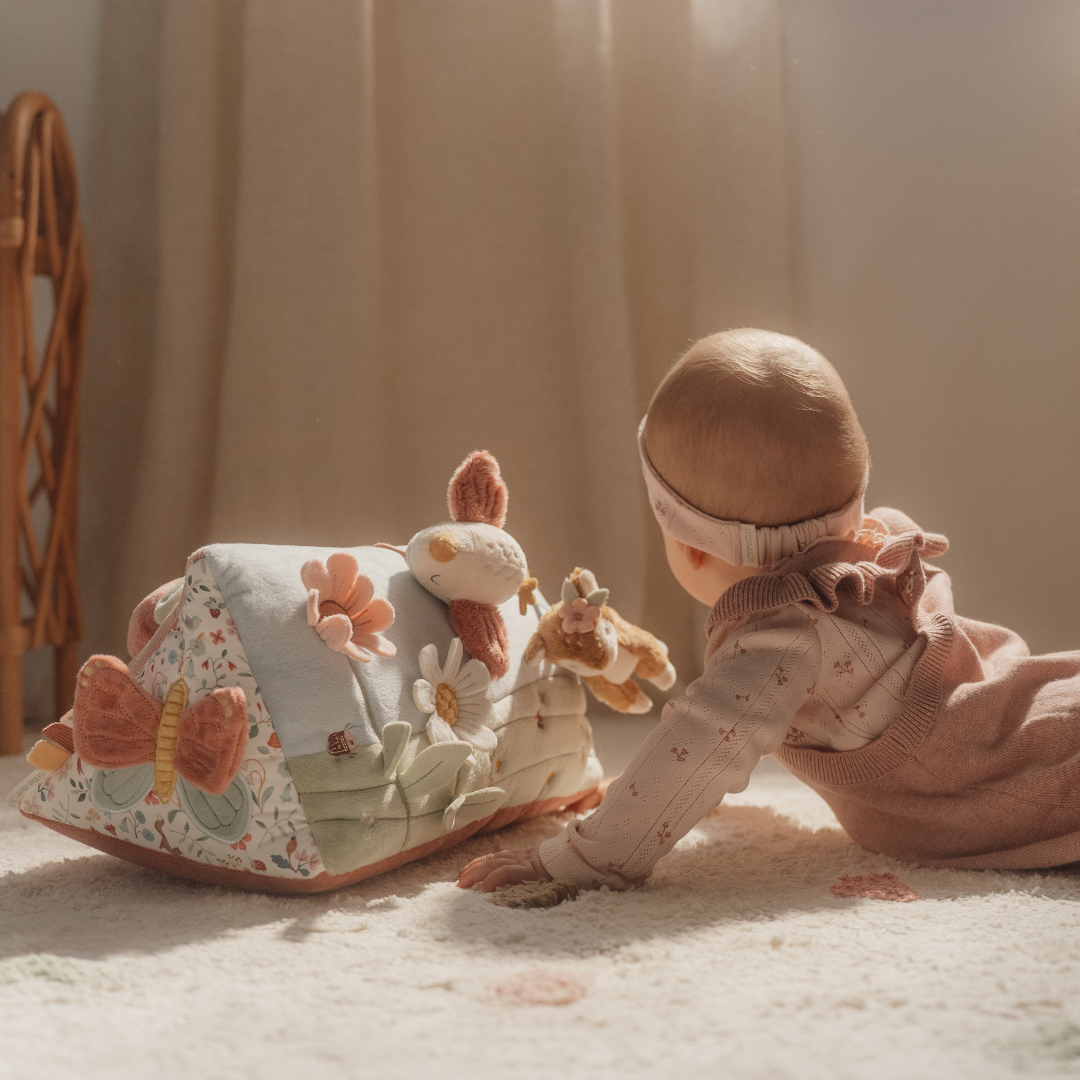 Little Dutch Soft Activity Triangle – Fairy Garden