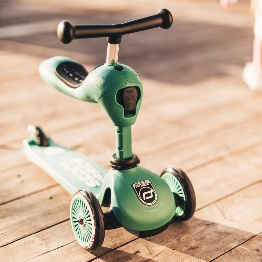 Scoot And Ride 2-in-1 Balance Bike & Scooter Highwaykick 1 – Forest