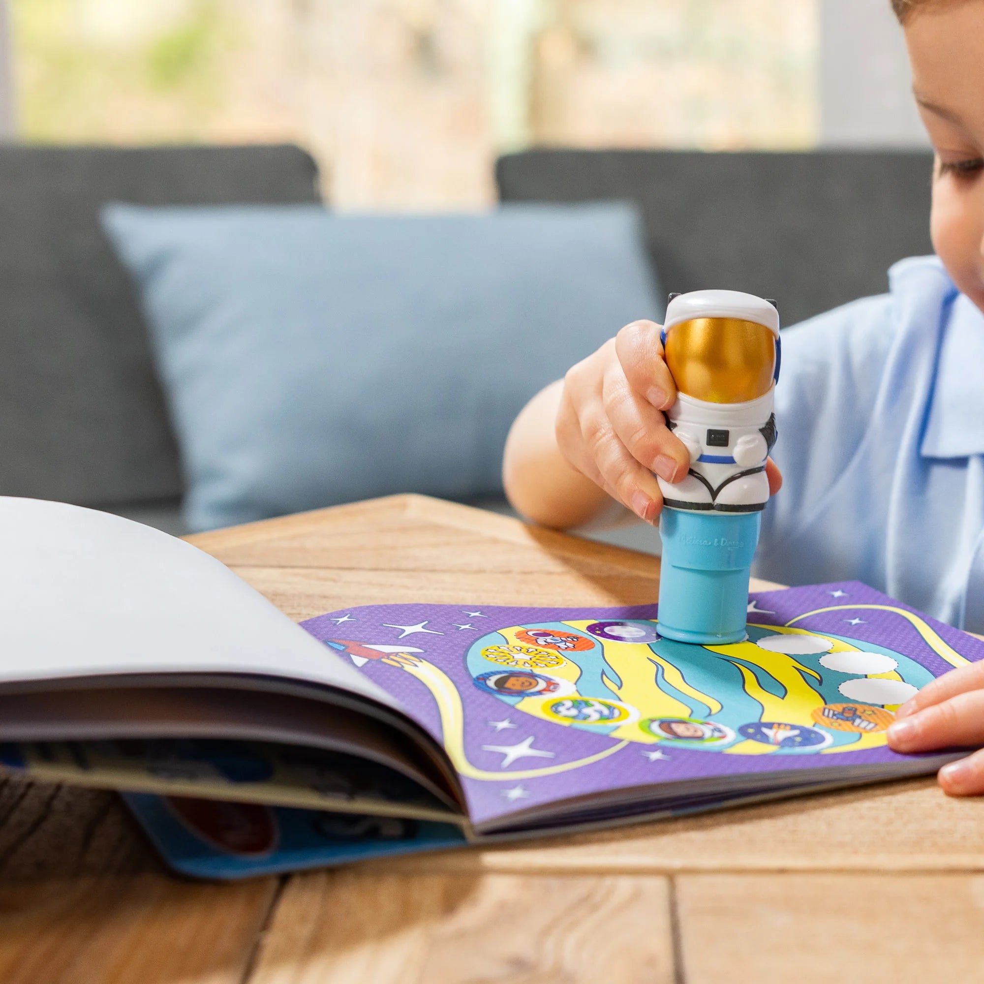 Melissa & Doug Sticker WOW!™ Activity Pad & Sticker Stamper – Astronaut