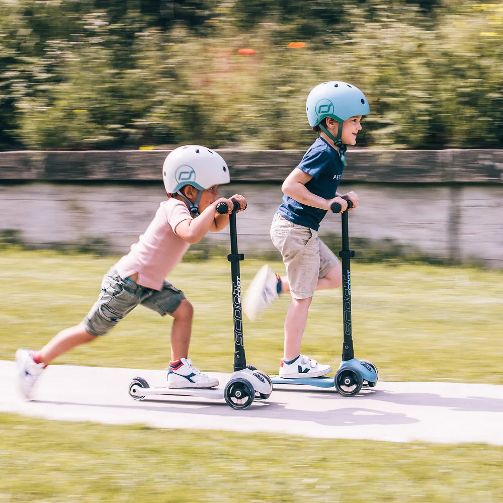 Scoot And Ride Highwaykick 3 LED Glow Scooter – Steel