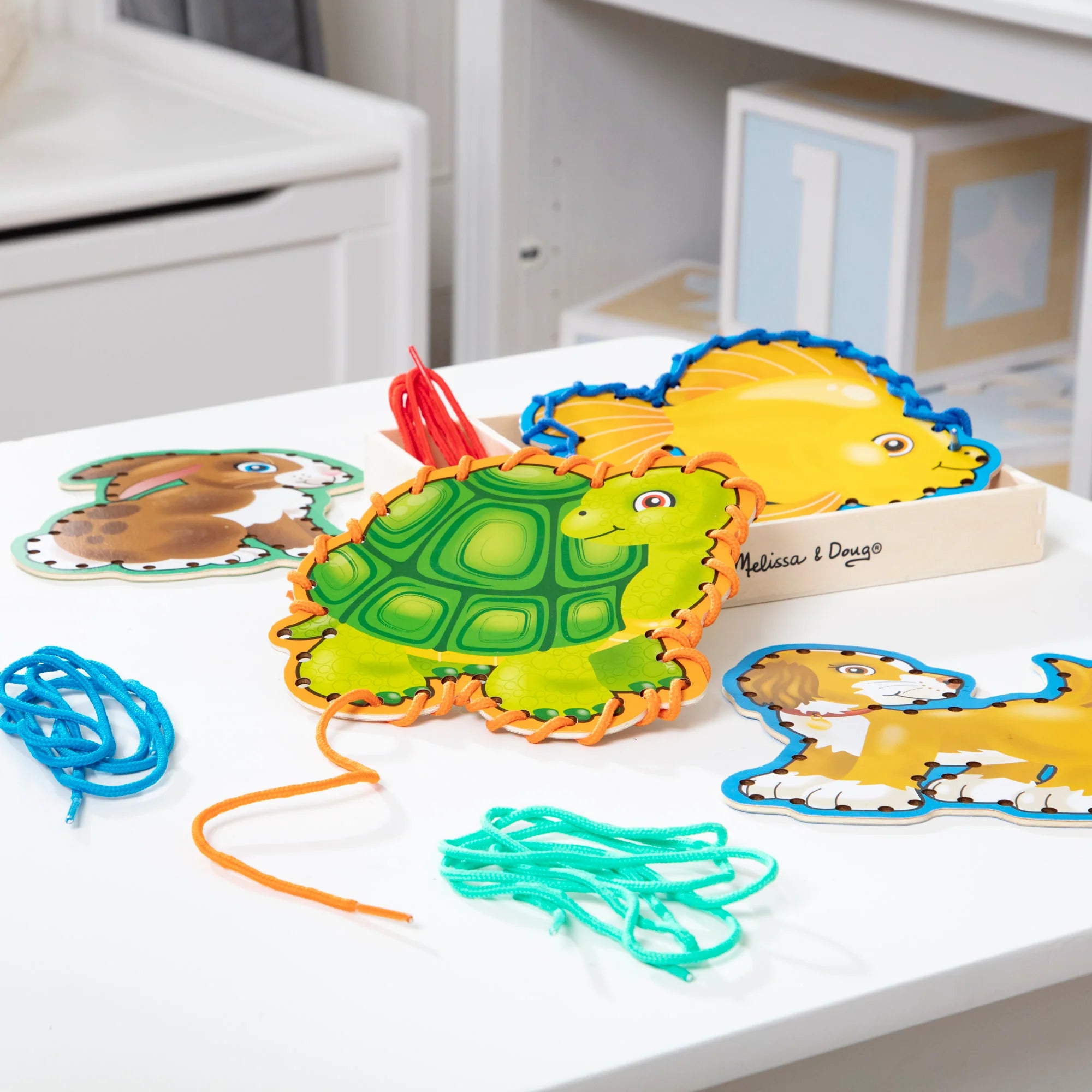 Melissa & Doug Lace & Trace Pets