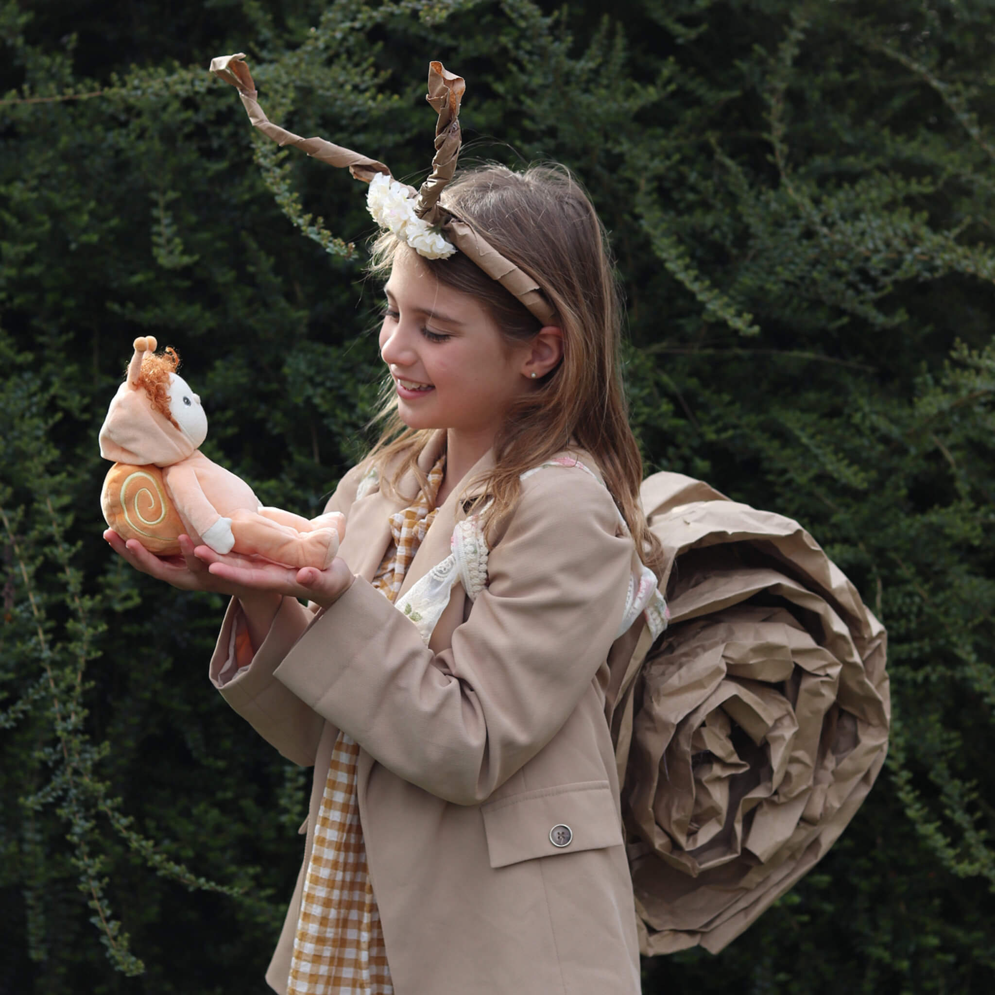 Olli Ella Backyard Buddies Dinky Dinkum Doll – Scottie Snail