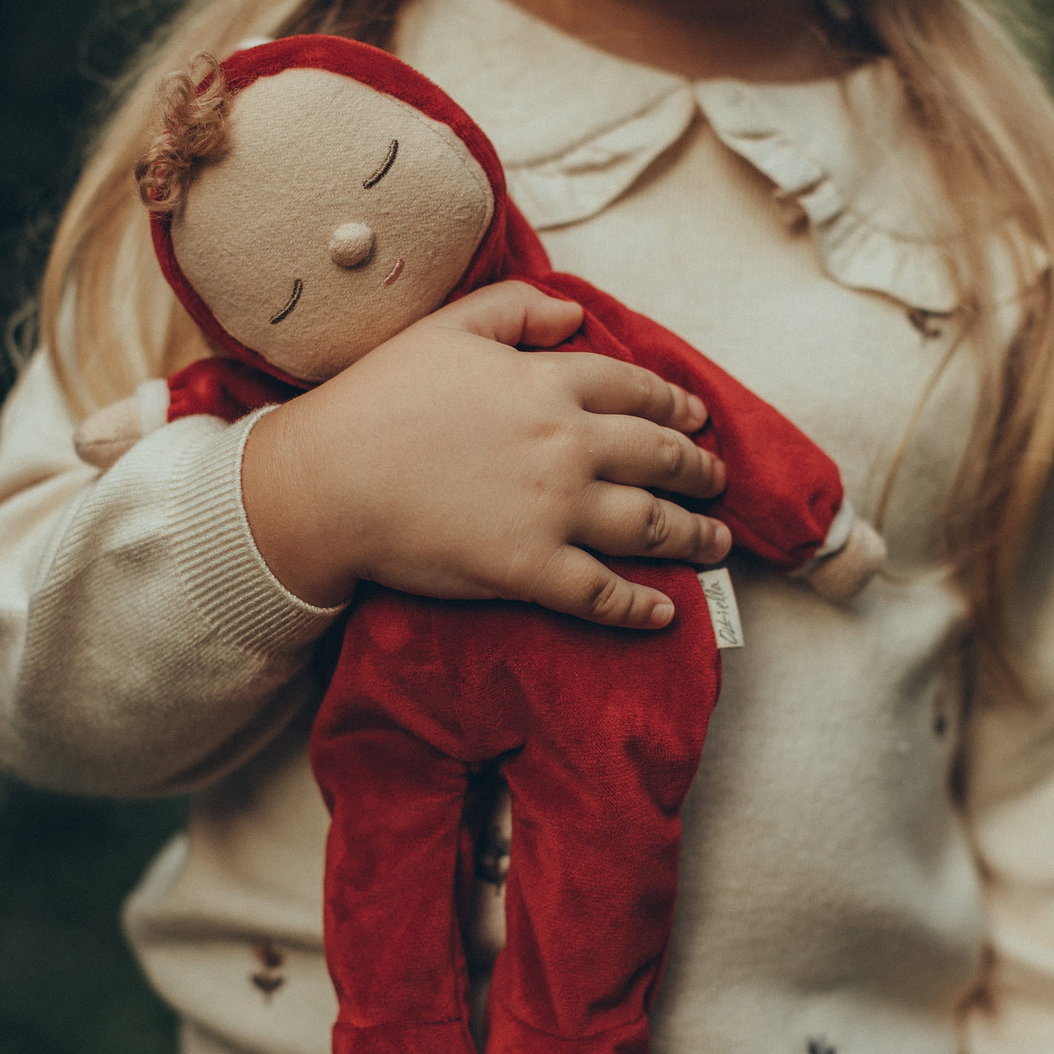 Olli Ella Lullaby Dozy Dinkum Doll – Custard