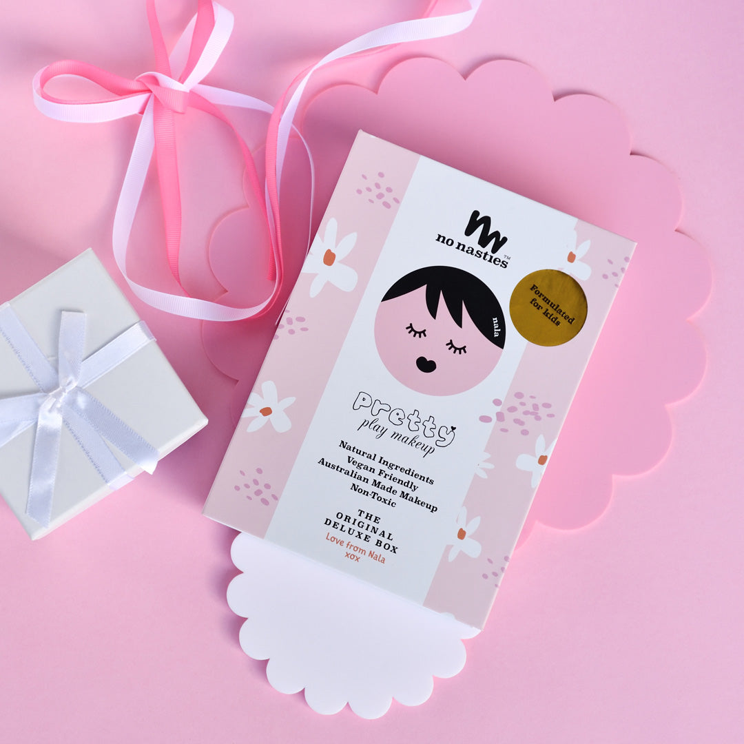 No Nasties Kids Natural Play Makeup Set – Nala Pressed Powder Palette