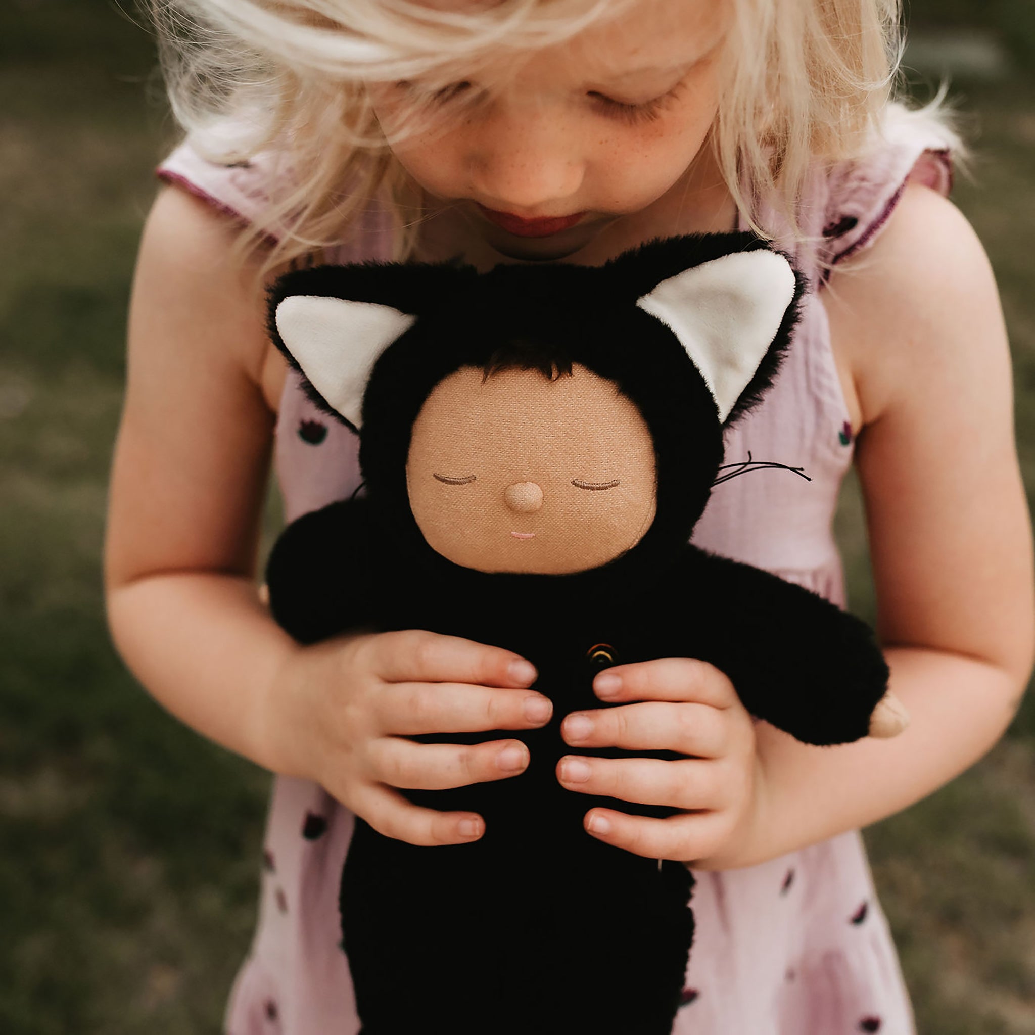 Olli Ella Cozy Dinkum Doll – Black Cat Nox