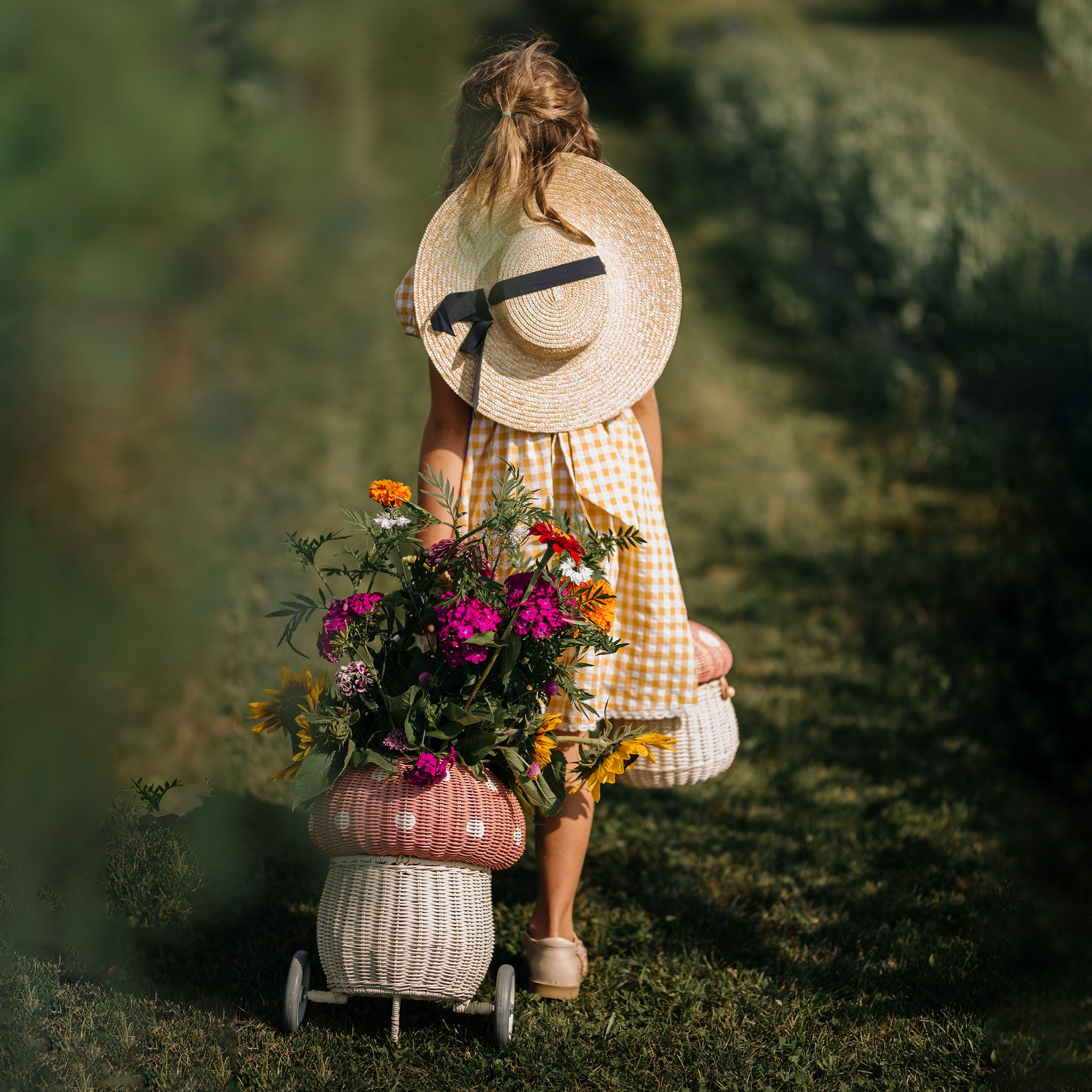 Olli Ella Rattan Mushroom Luggy – Musk