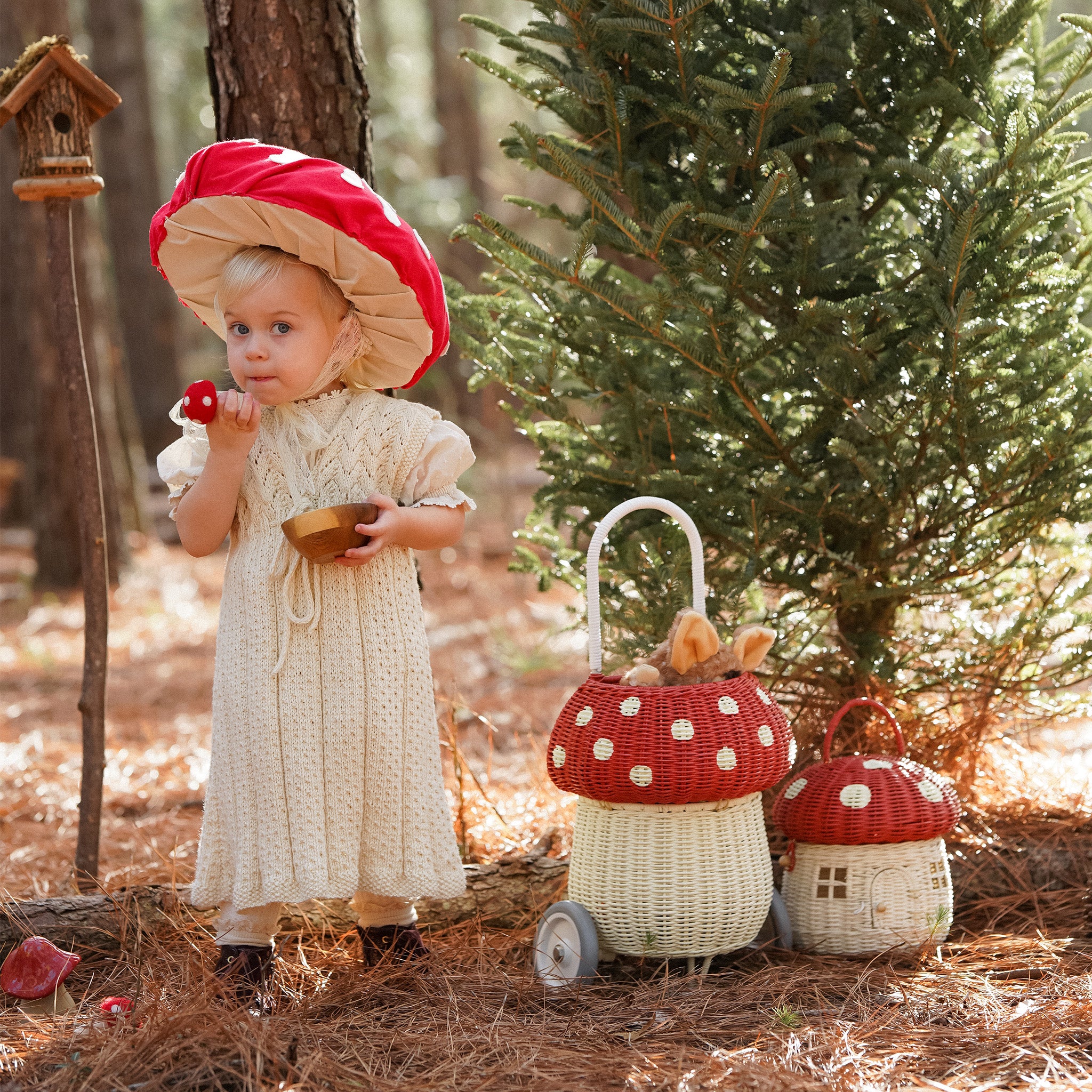 Olli Ella Rattan Mushroom Luggy – Red