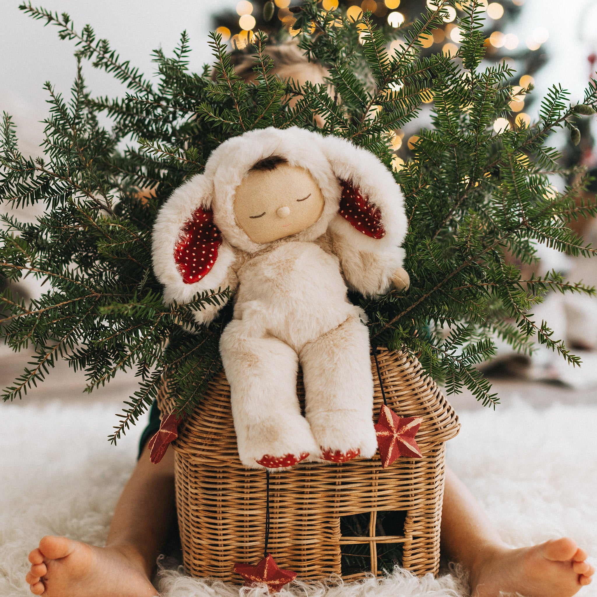 Olli Ella Cozy Dinkum Doll – Festive Bunny Twiggy