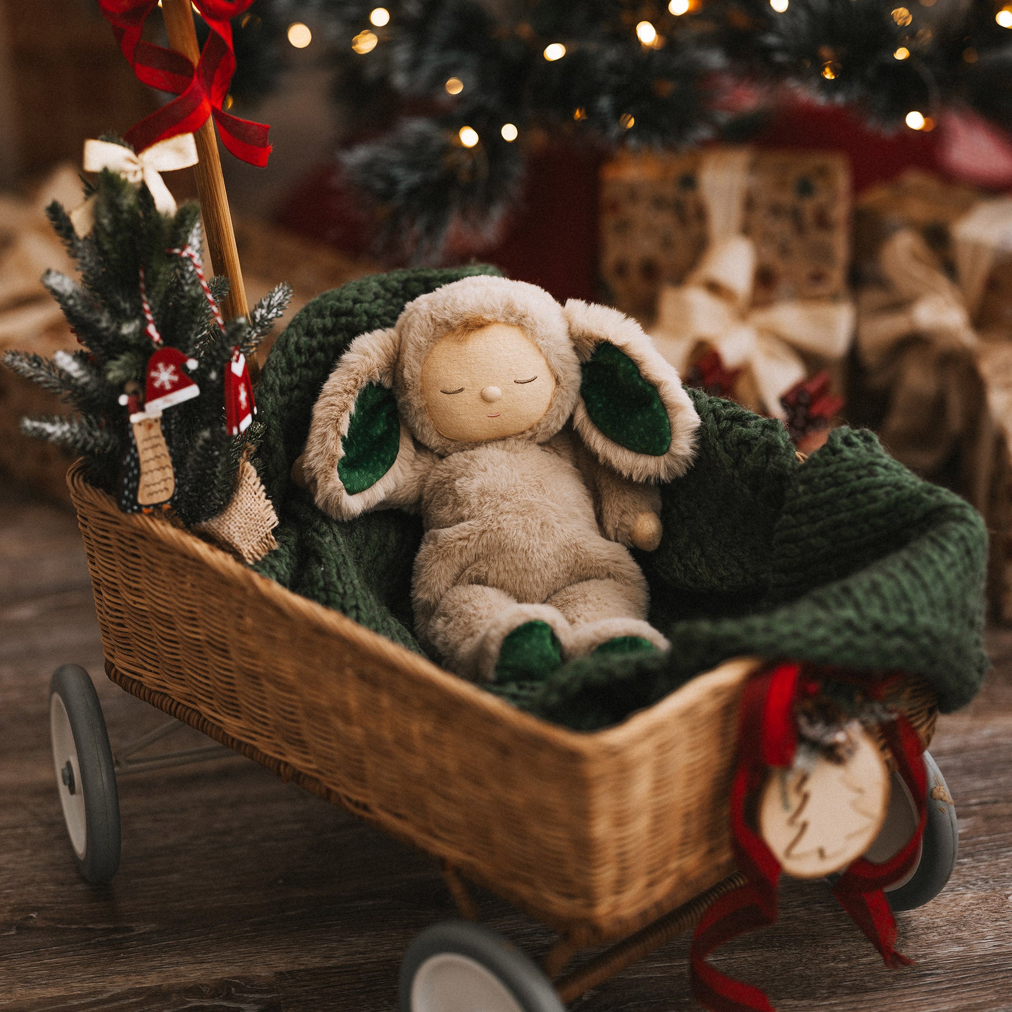 Olli Ella Cozy Dinkum Doll – Festive Bunny Twinkle