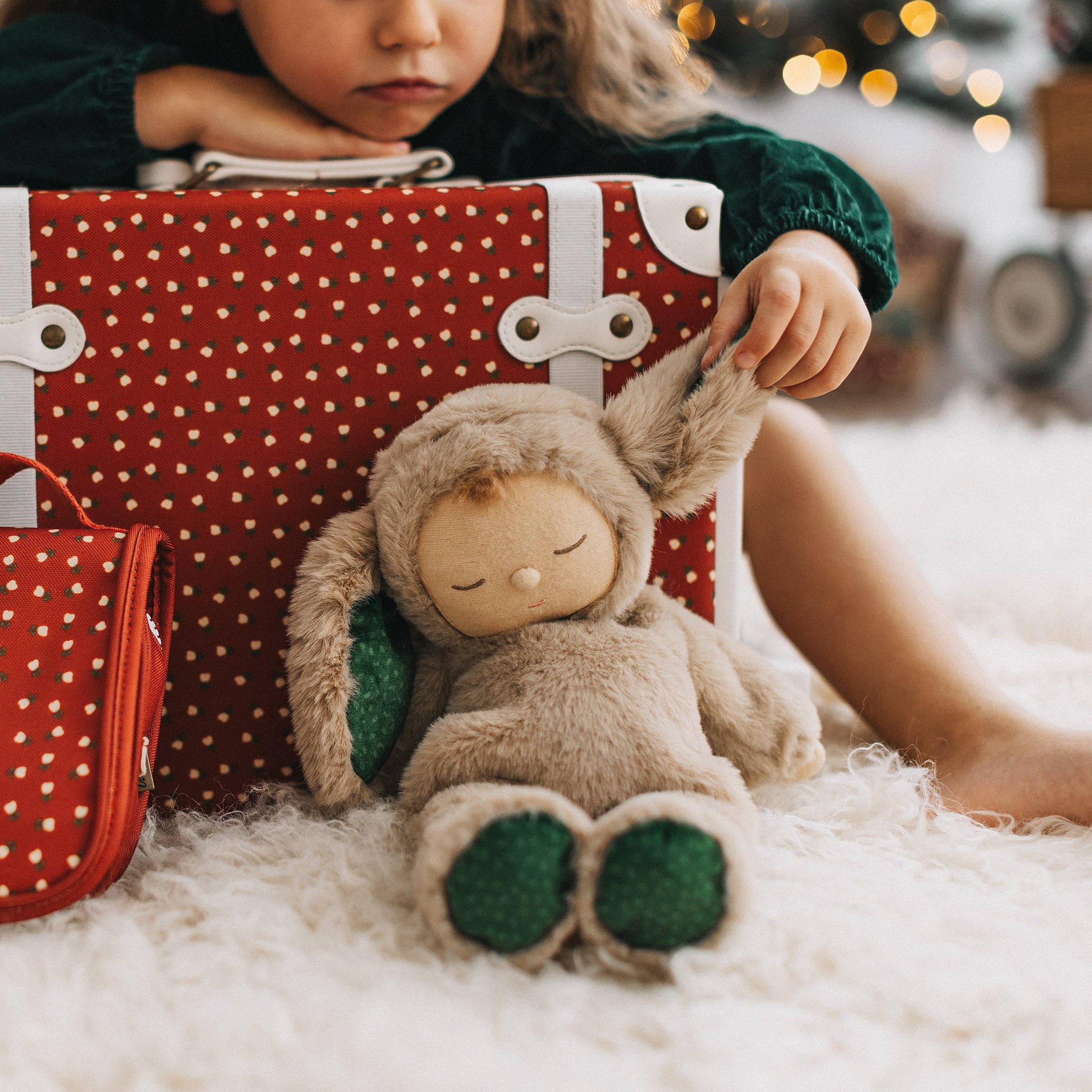 Olli Ella Cozy Dinkum Doll – Festive Bunny Twinkle