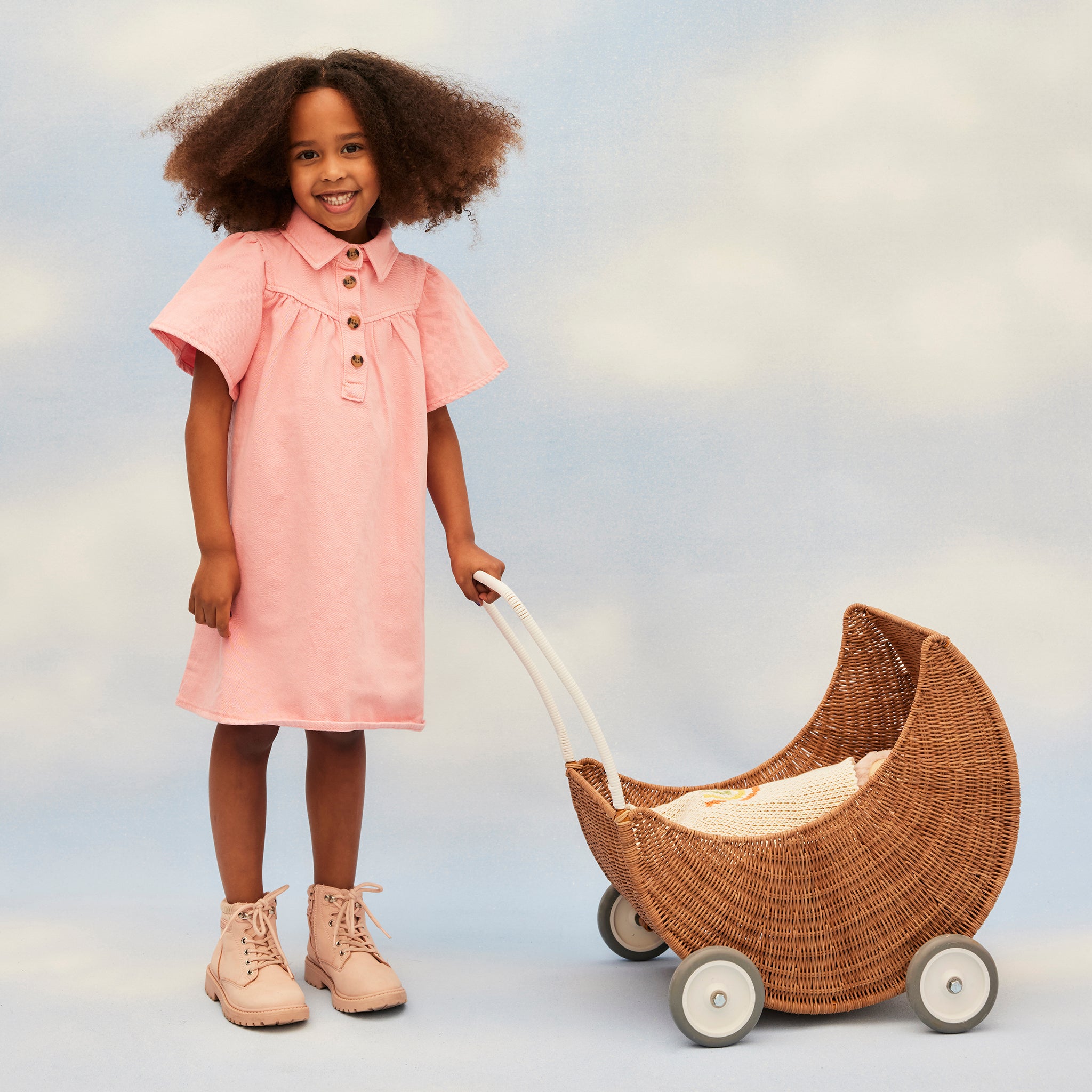 Olli Ella Strolley Rattan Moon Stroller – Natural