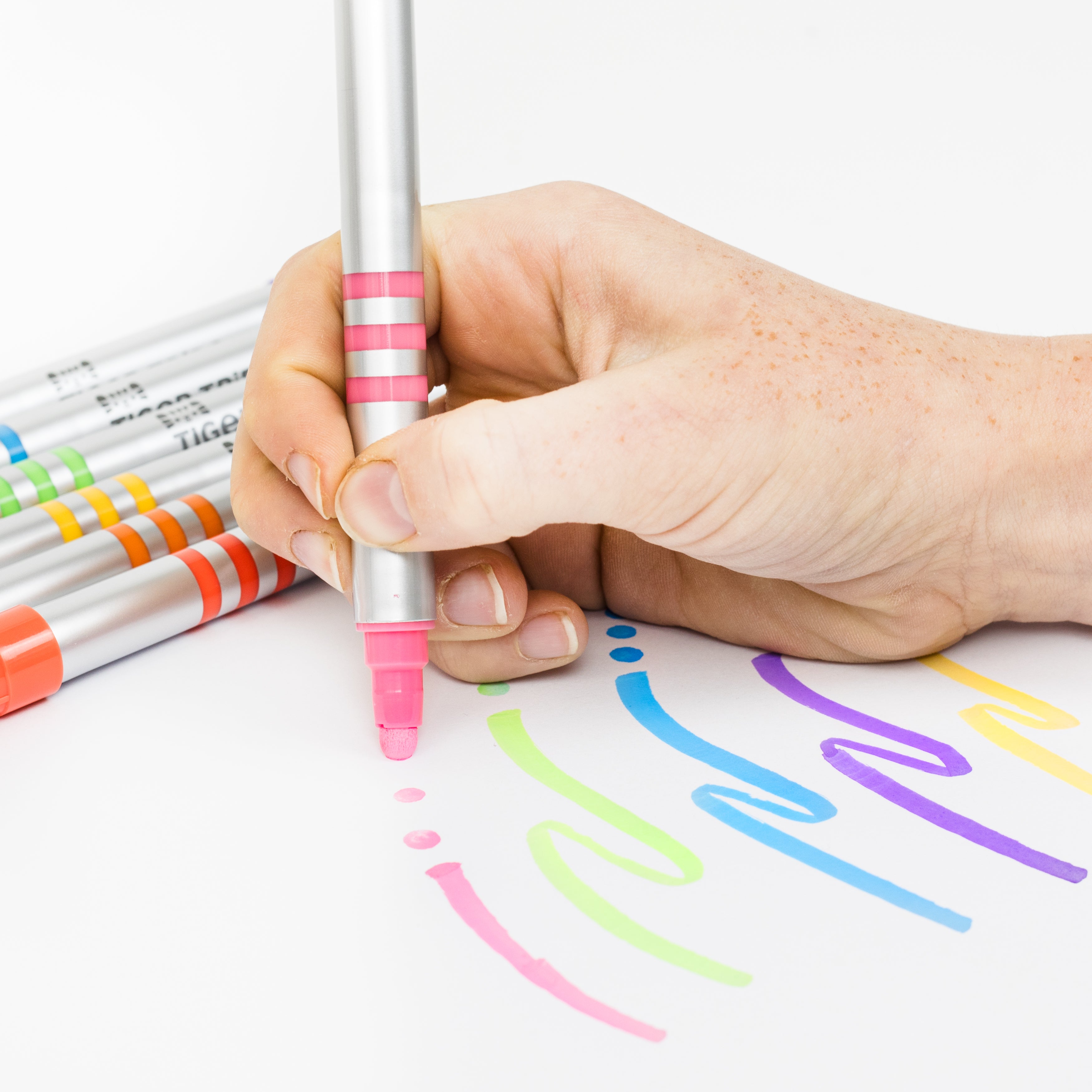 Tiger Tribe Dual-Tip Paint Pens (Set of 8)