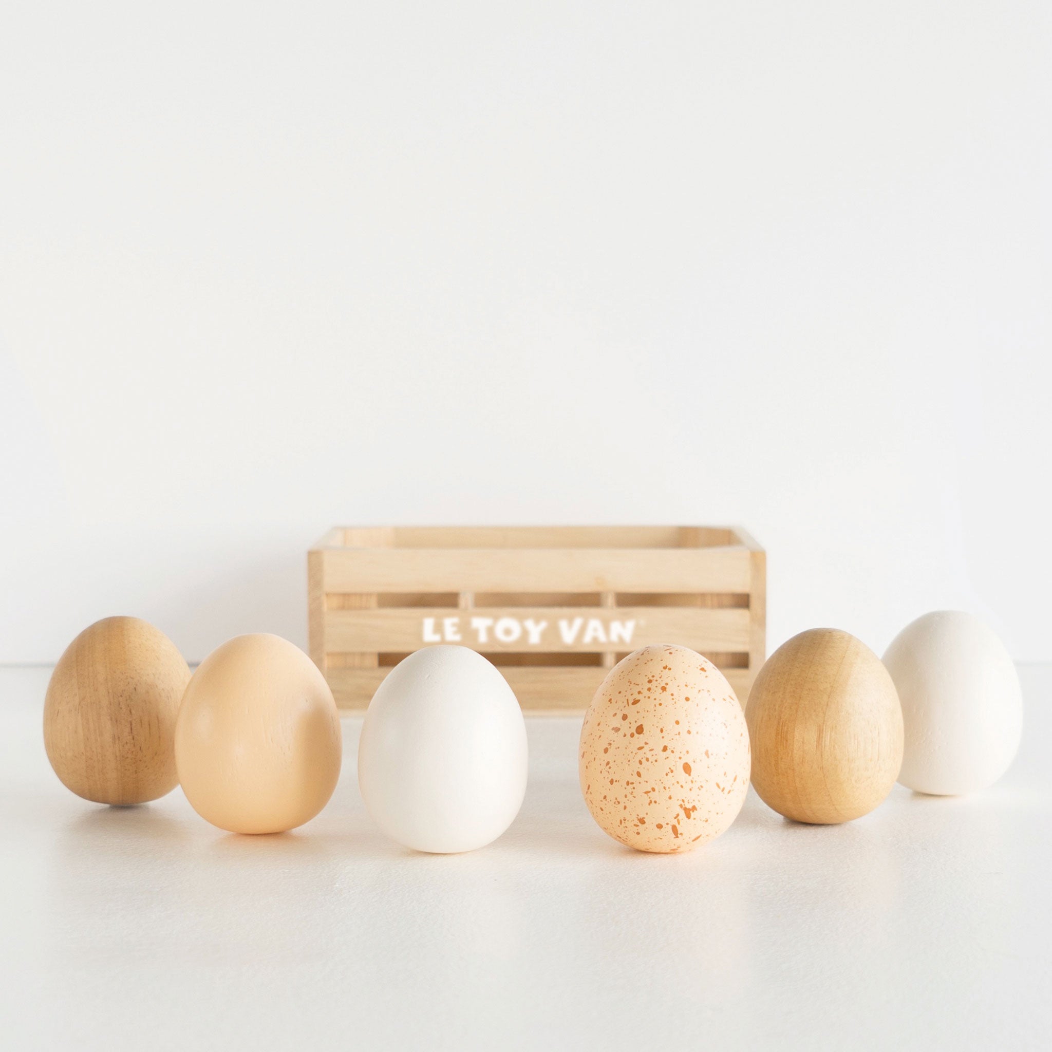 Le Toy Van Wooden Farm Eggs Market Crate