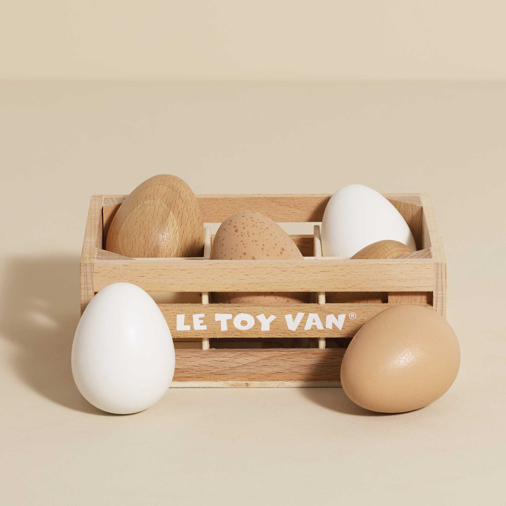 Le Toy Van Wooden Farm Eggs Market Crate