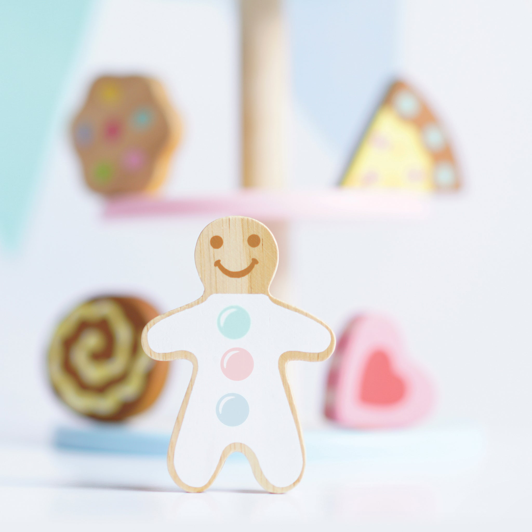 Le Toy Van Three Tier Patisserie Cake Stand