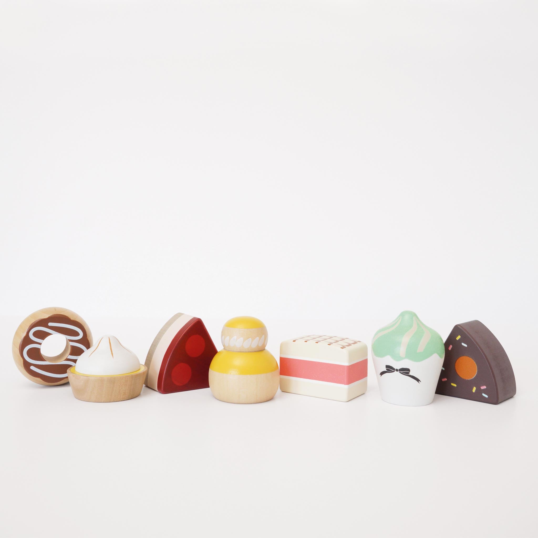 Le Toy Van Three Tier Cake Stand