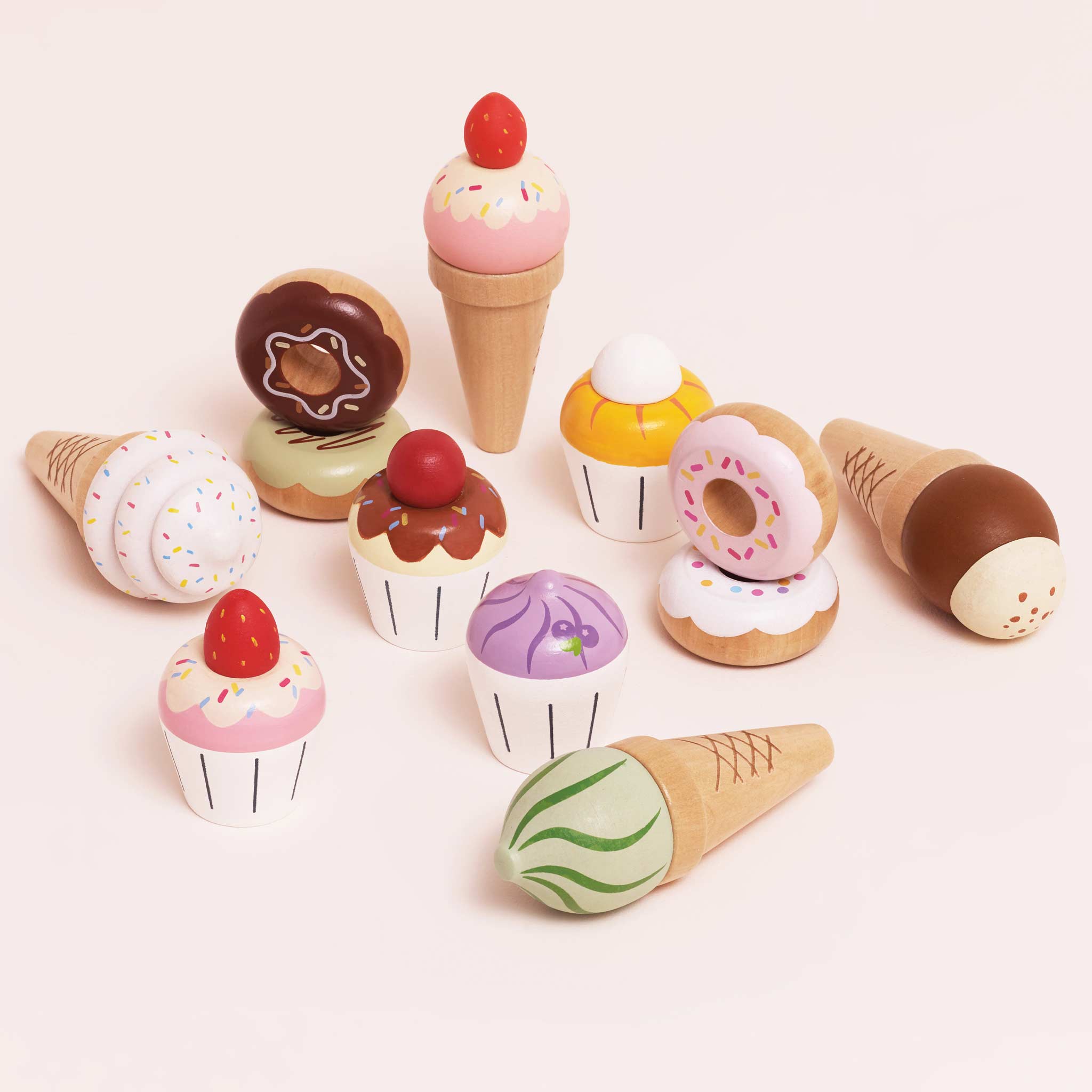 Le Toy Van Wooden Cupcake Play Food Set
