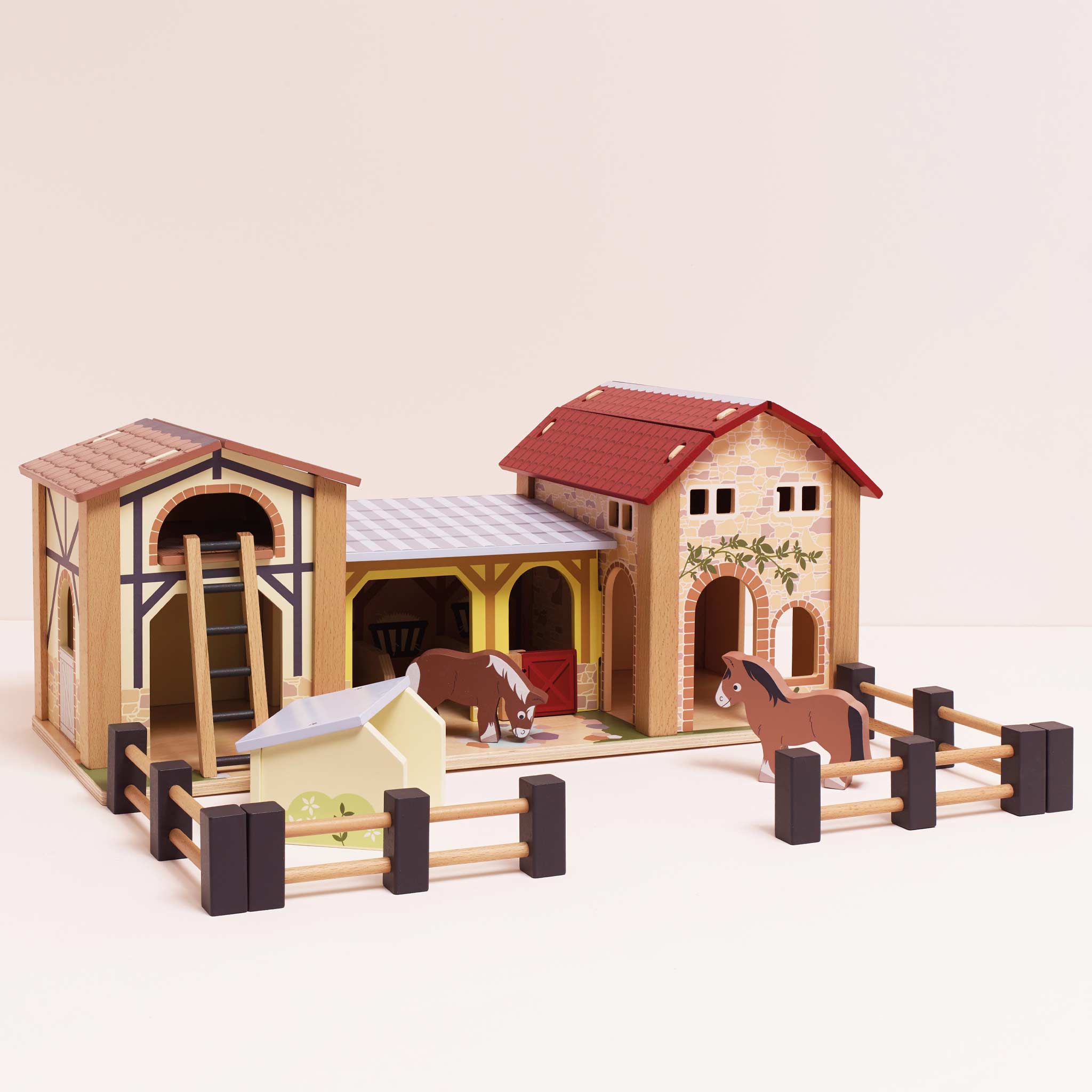 Le Toy Van Farmyard Stables
