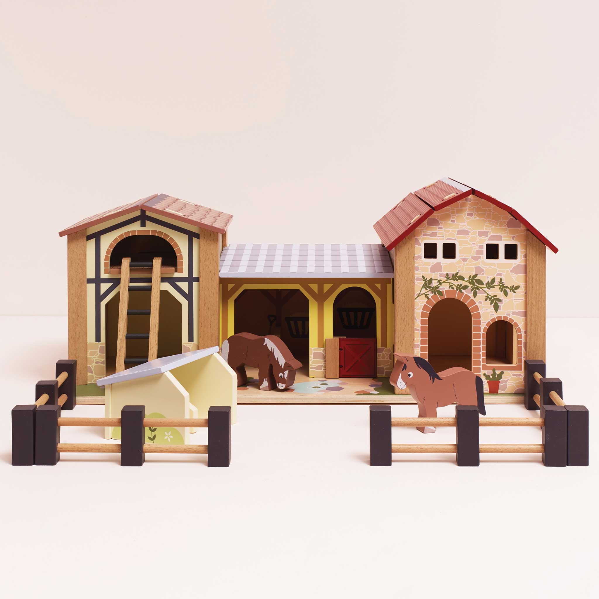 Le Toy Van Farmyard Stables