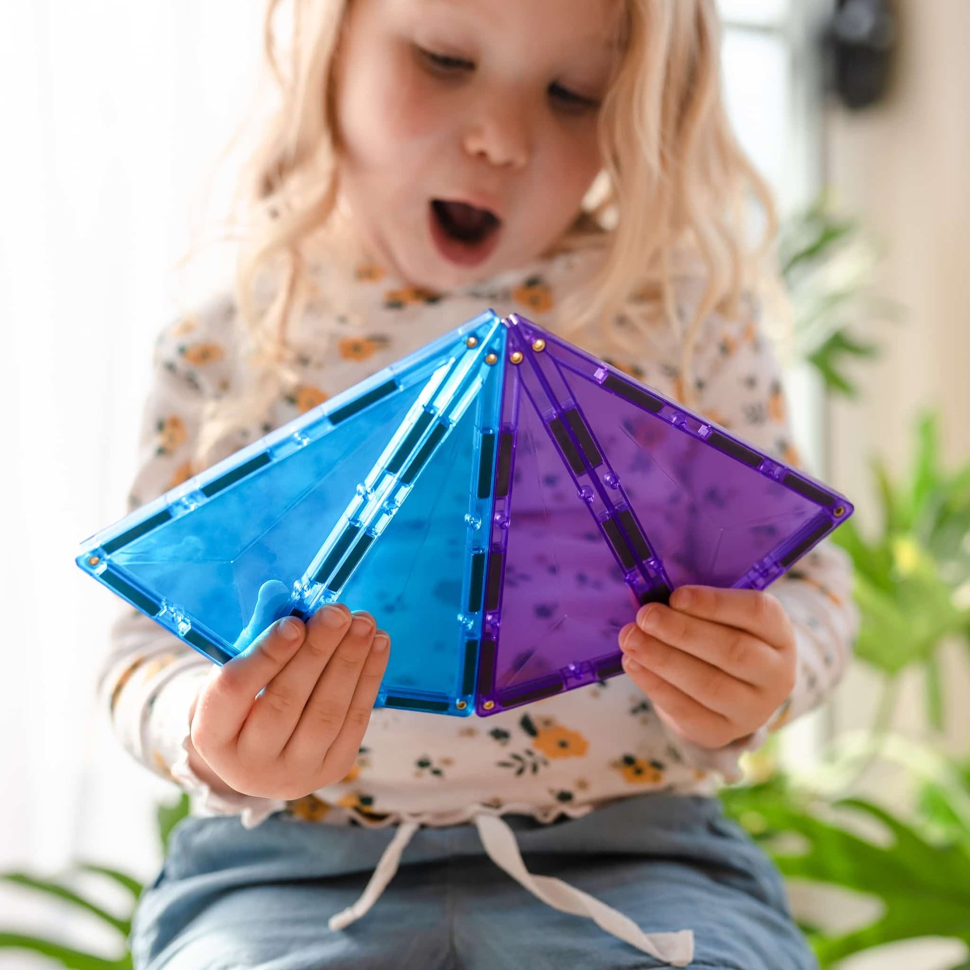 Connetix Tiles Magnetic Building Tiles Rainbow Geometry Pack – 30 Piece