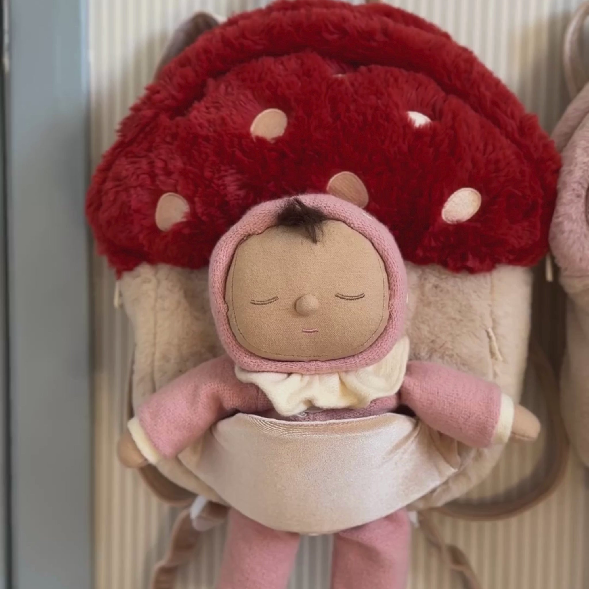 Olli Ella Hopalong Mushroom Backpack – Red