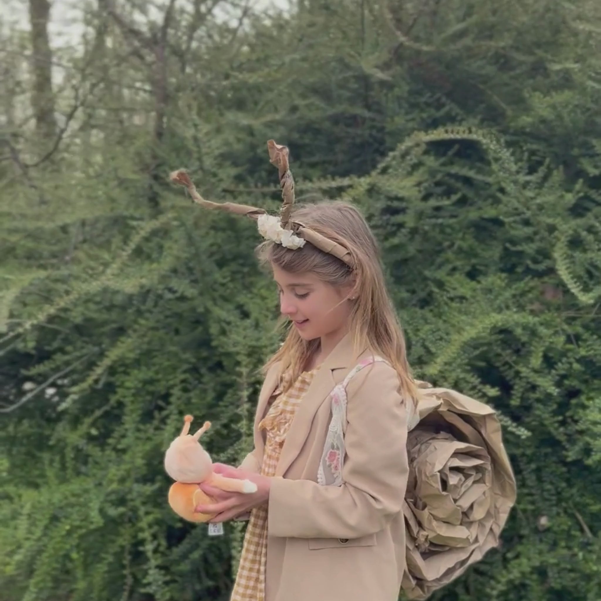 Olli Ella Backyard Buddies Dinky Dinkum Doll – Scottie Snail