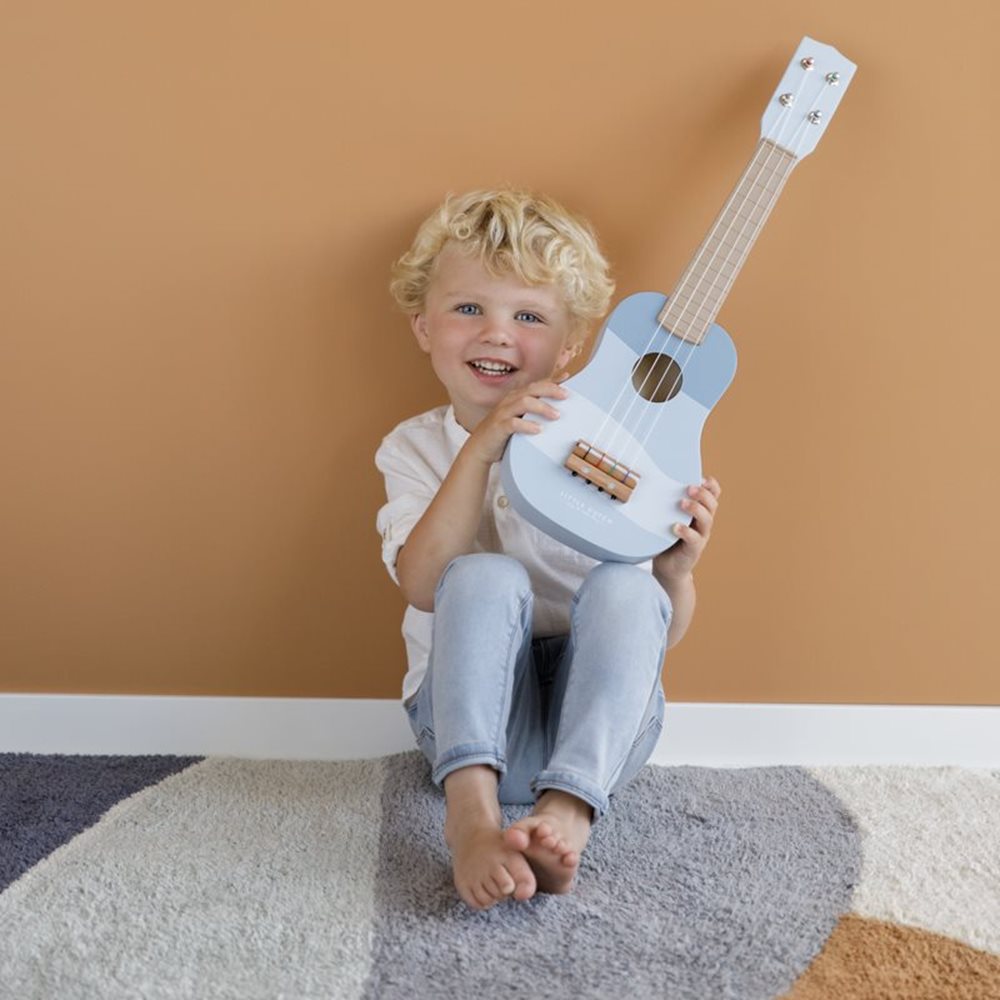 guitar-blue-2