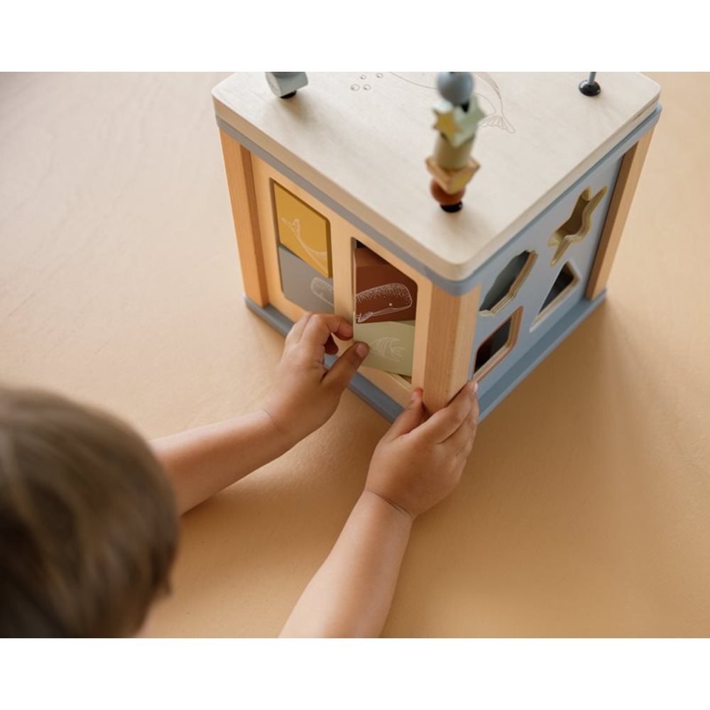 activity-cube-ocean-3