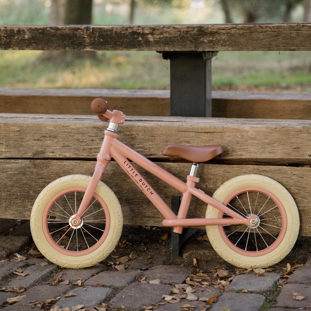 Little Dutch Balance Bike – Matt Pink