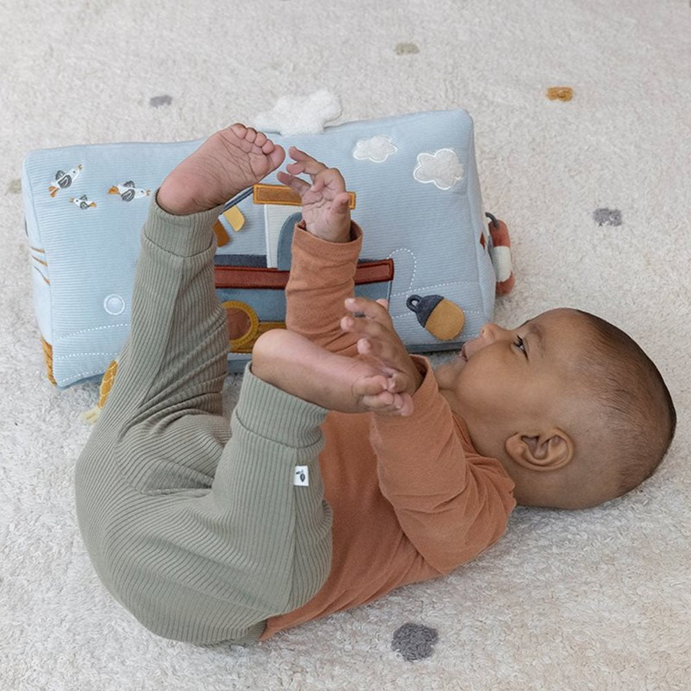 Little Dutch Soft Activity Triangle – Sailors Bay