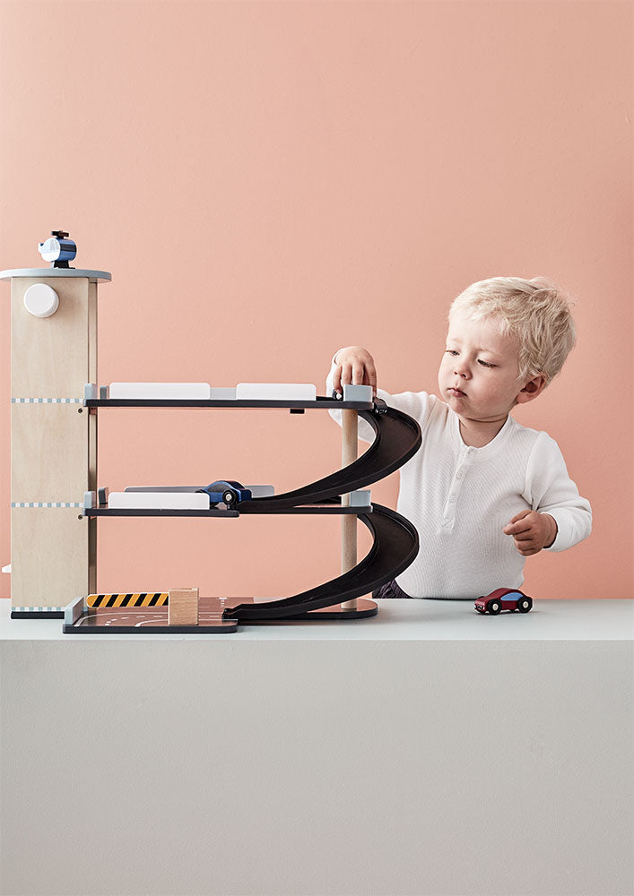 Kid’s Concept Aiden Car Garage