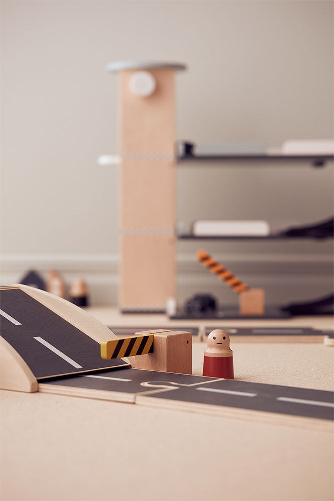 Kid’s Concept Aiden Car Track