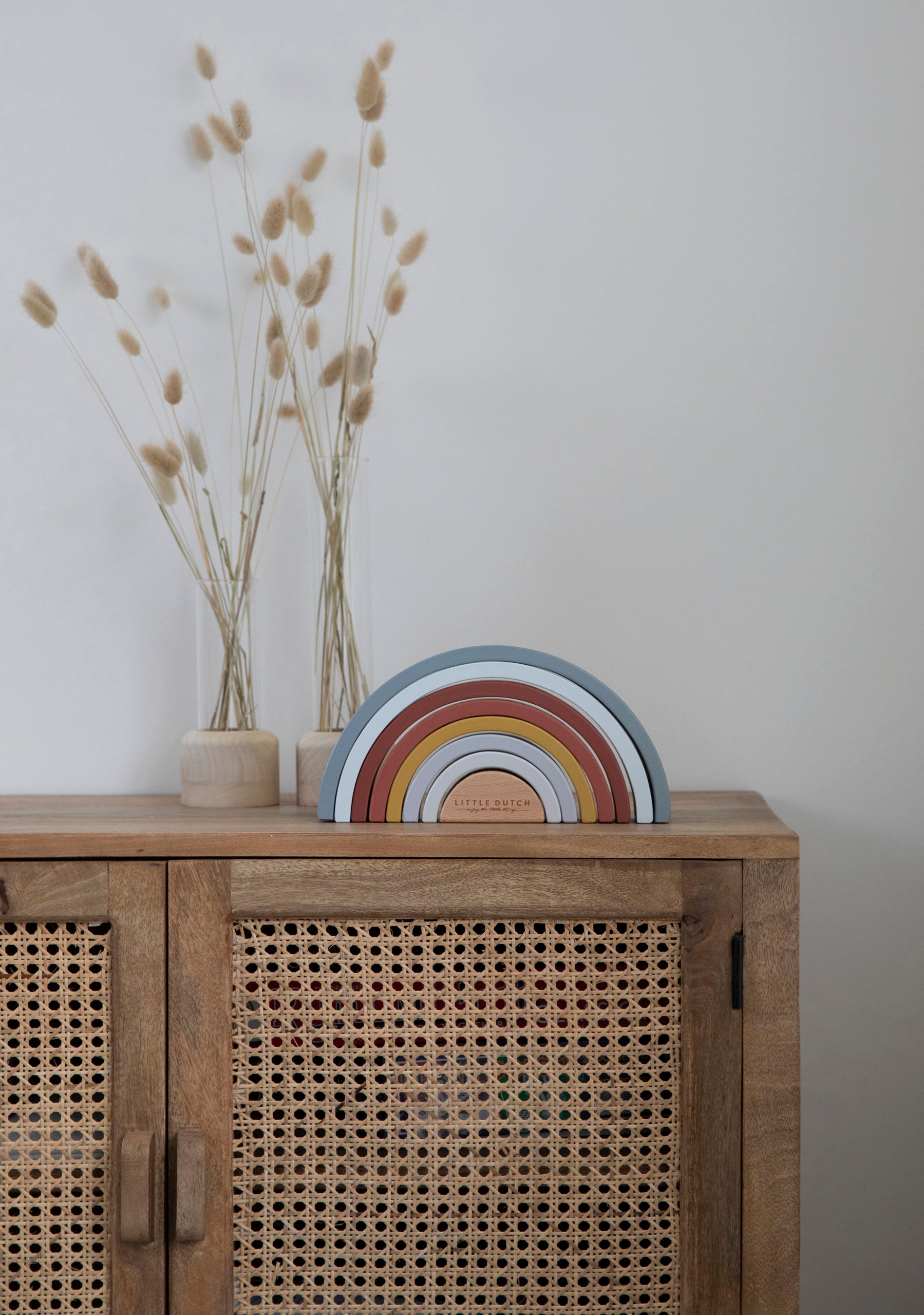 wooden-stacking-rainbow-pure-and-nature-4