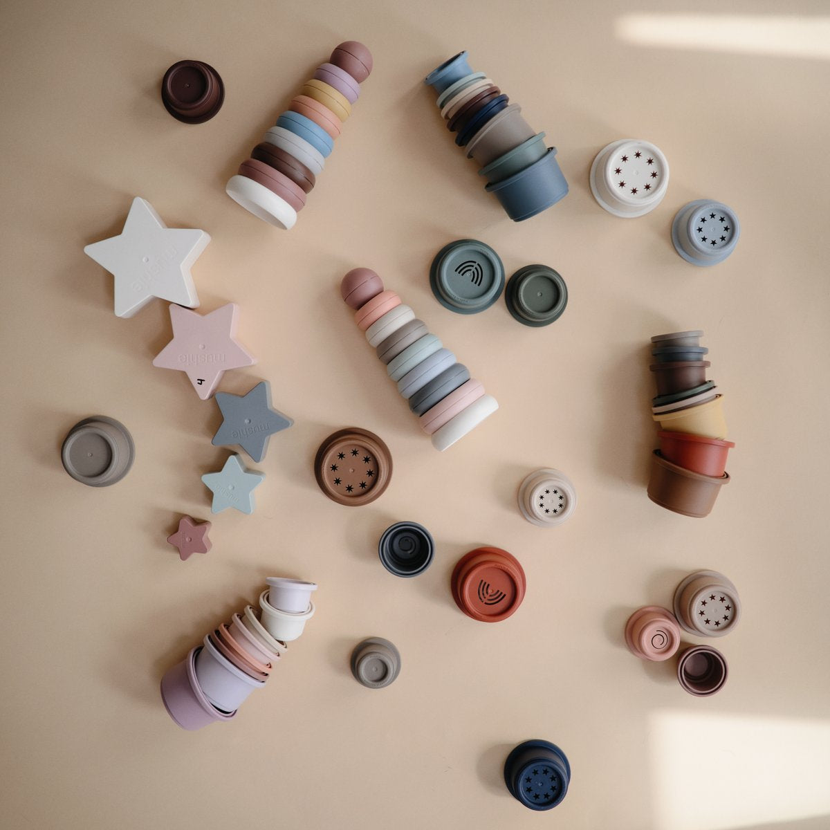 Mushie Stacking Tower Cups – Original