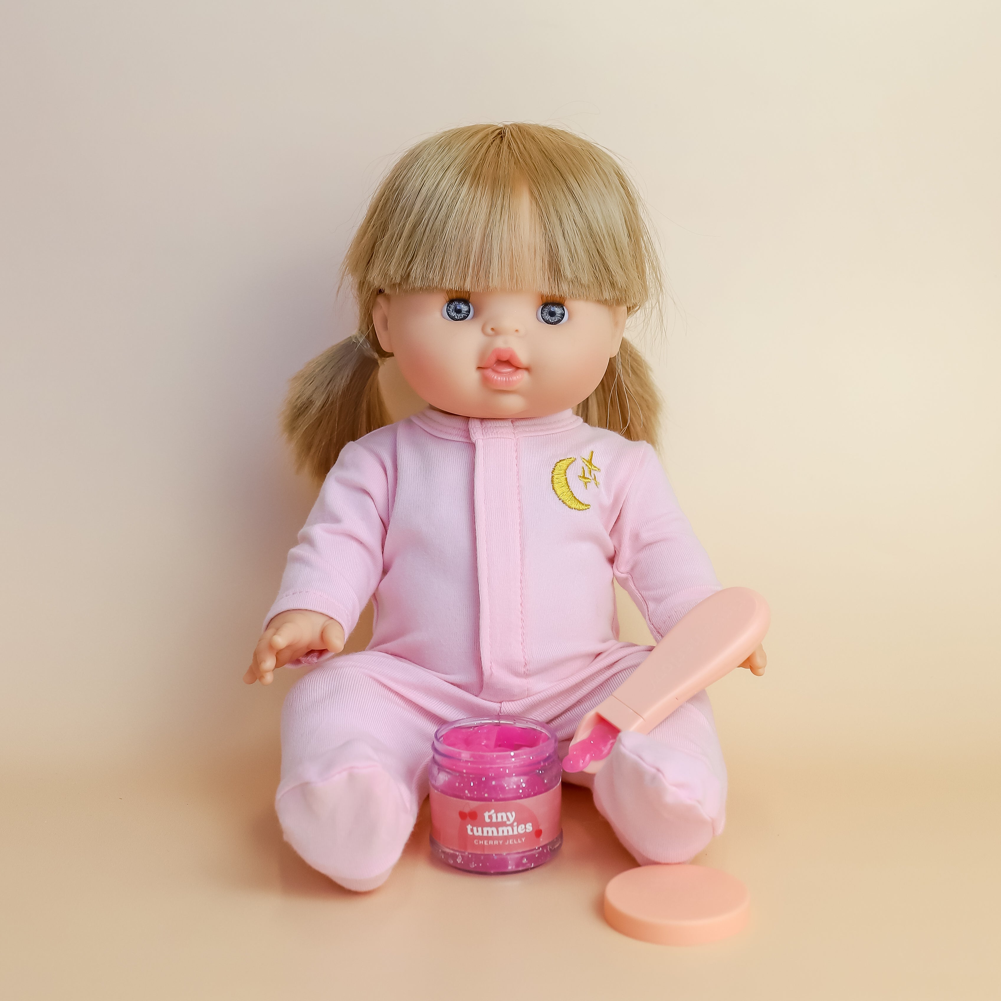 Tiny Harlow Tiny Tummies – Cherry Jelly (Limited Edition)