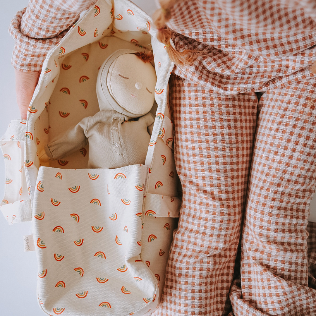 Olli Ella Dinkum Doll Carry Cot – Rainbow