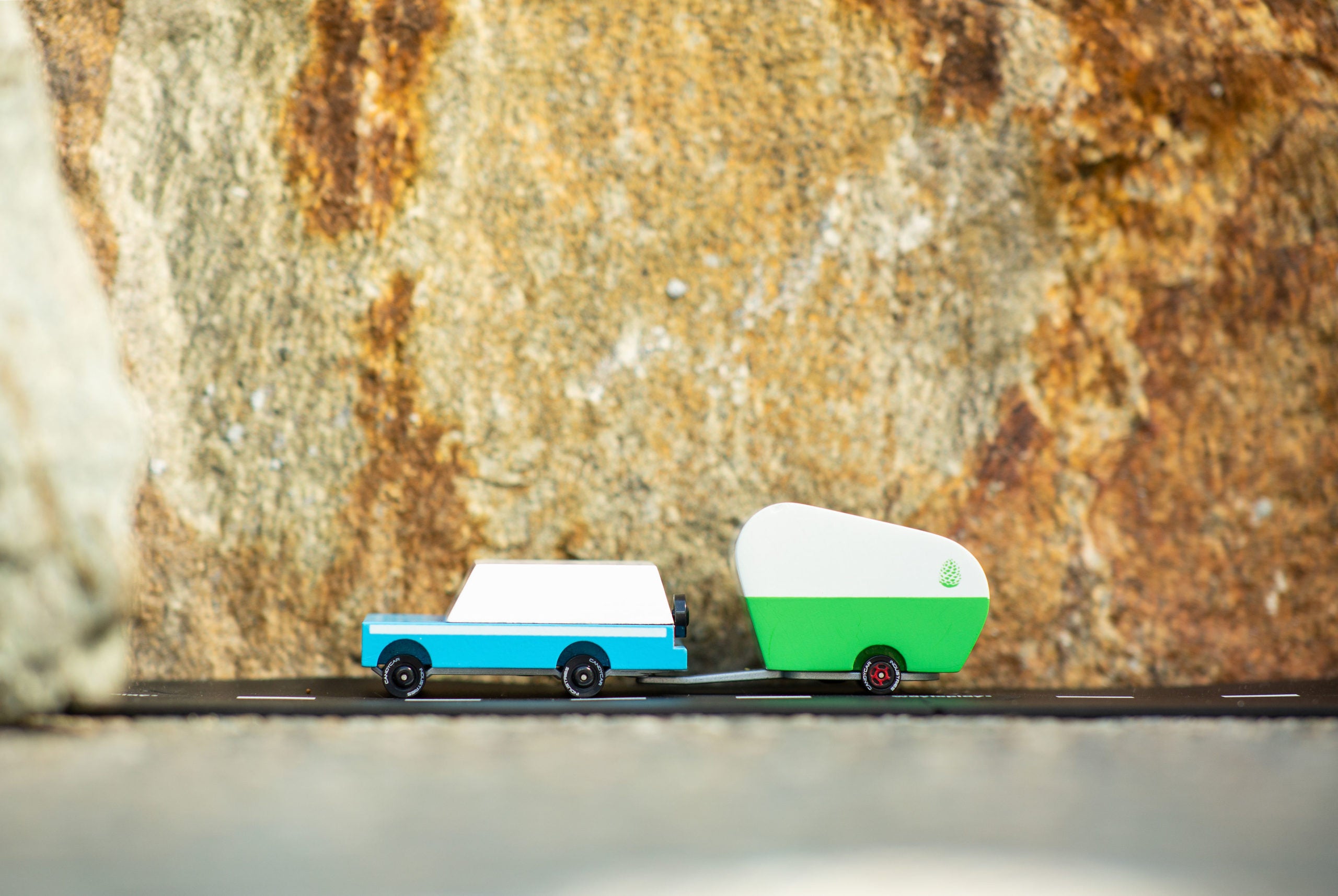 candycar-pinecone-camper-4