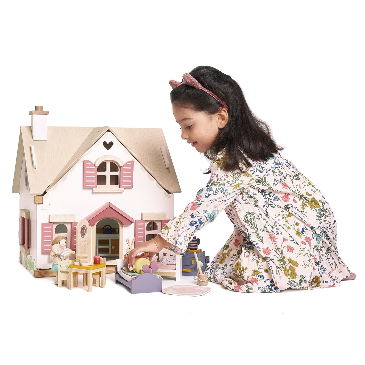 Tender Leaf Cottontail Cottage Dollhouse (includes furniture)