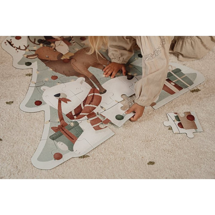 Little Dutch Christmas Large Puzzle (35 Piece)